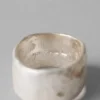 Bague sculpturale Rock d&rsquo;Emily Nixon