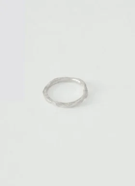 Bague « Small Relic » d&rsquo;Emily Nixon