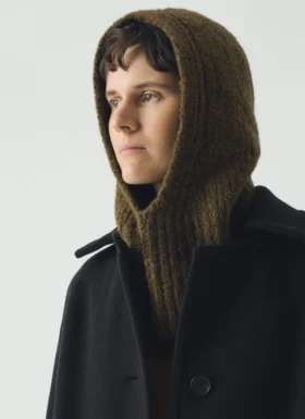 Cagoule en laine et alpaga bouclé