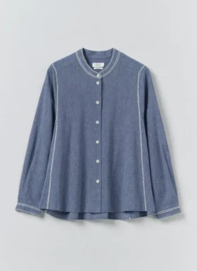 Chemise en chambray de coton et lin brodée