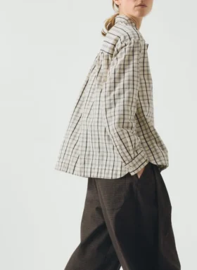 Chemise en coton à carreaux avec demi-patte de boutonnage