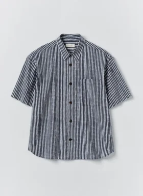 Chemise en coton à rayures teintes naturellement