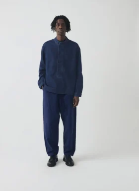 Chemise en denim à col grand-père et demi-patte de boutonnage