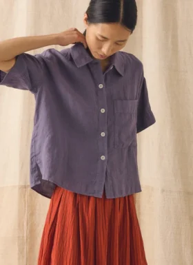 Chemise en lin léger teint en pièce