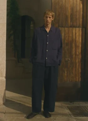 Chemise en lin teinte en pièce à col camp