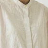 Chemise en voile de coton brodée