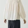 Chemise en voile de coton brodée