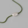 Collier en verre Miyuki Helena Rohner
