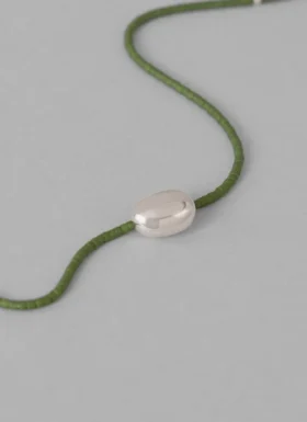 Collier en verre Miyuki Helena Rohner