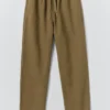 Pantalon Alfie teint en pièce à motif chevrons
