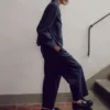 Pantalon en coton et laine à chevrons avec plis sur le devant