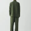 Pantalon en coton et lin élastiqué à rayures surteintes