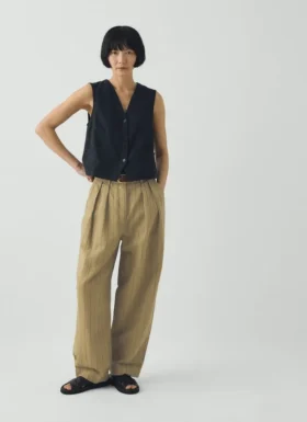 pantalon en coton et lin rayures et plis sur le devant 2 280x385 - Pantalon en coton et lin &agrave; rayures et plis sur le devant