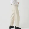 Pantalon en denim à coutures sculptées
