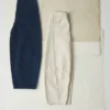 Pantalon en denim à coutures sculptées