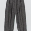 Pantalon en sergé de lin et coton plissé