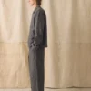 Pantalon en sergé de lin et coton plissé