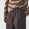 Pantalon Gabriel en sergé de coton teint en pièce