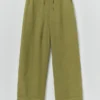 Pantalon large en lin teint en pièce