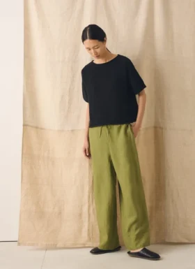 Pantalon large en lin teint en pièce