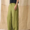 Pantalon large en lin teint en pièce