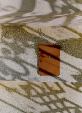 Pochette de cou en cuir Laperruque