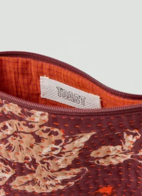 Pochette Kantha en chutes de tissu
