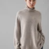 Pull à col roulé en laine et cachemire