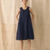 Robe droite en lin teint en pièce