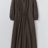 Robe en coton smocké contrasté
