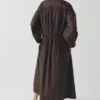 Robe en coton smocké contrasté