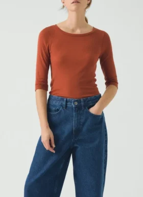 T-shirt à encolure dégagée en laine et lyocell