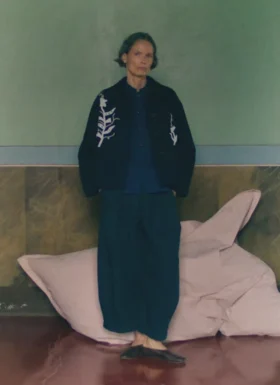 Veste à appliqués vert pois